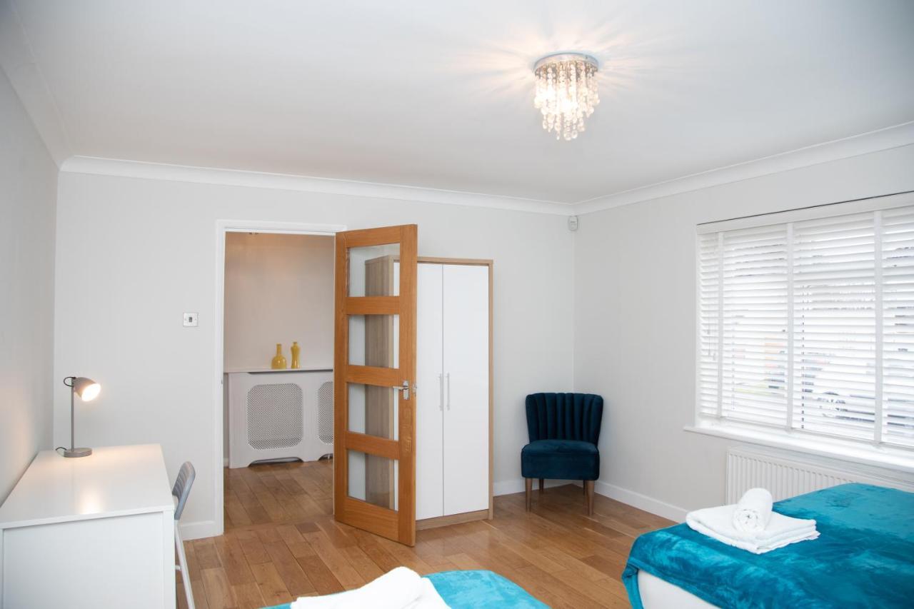 Central Ashford Stay - Contractors & Families Welcome - Free Parking Buitenkant foto